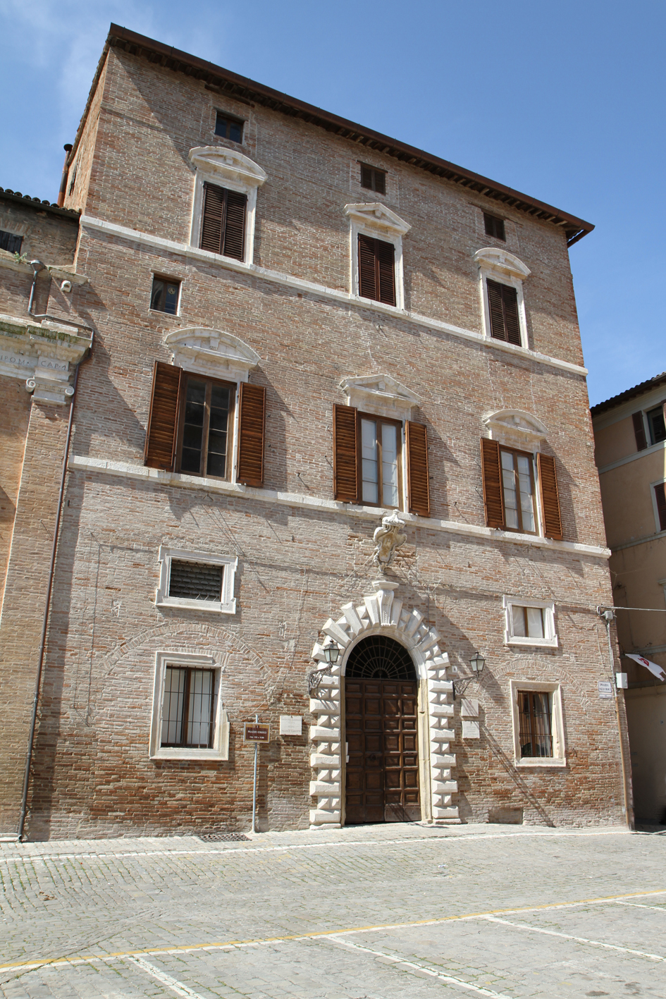 Palazzo Colocci Vespucci