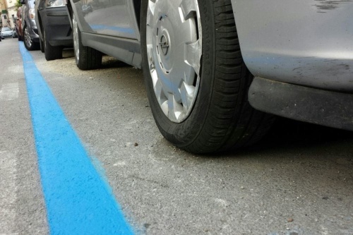 Parcheggio strisce blu